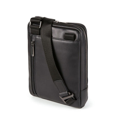 Piquadro Obidos Leather Crossbody Bag Black for Men | 17x22x5cm.